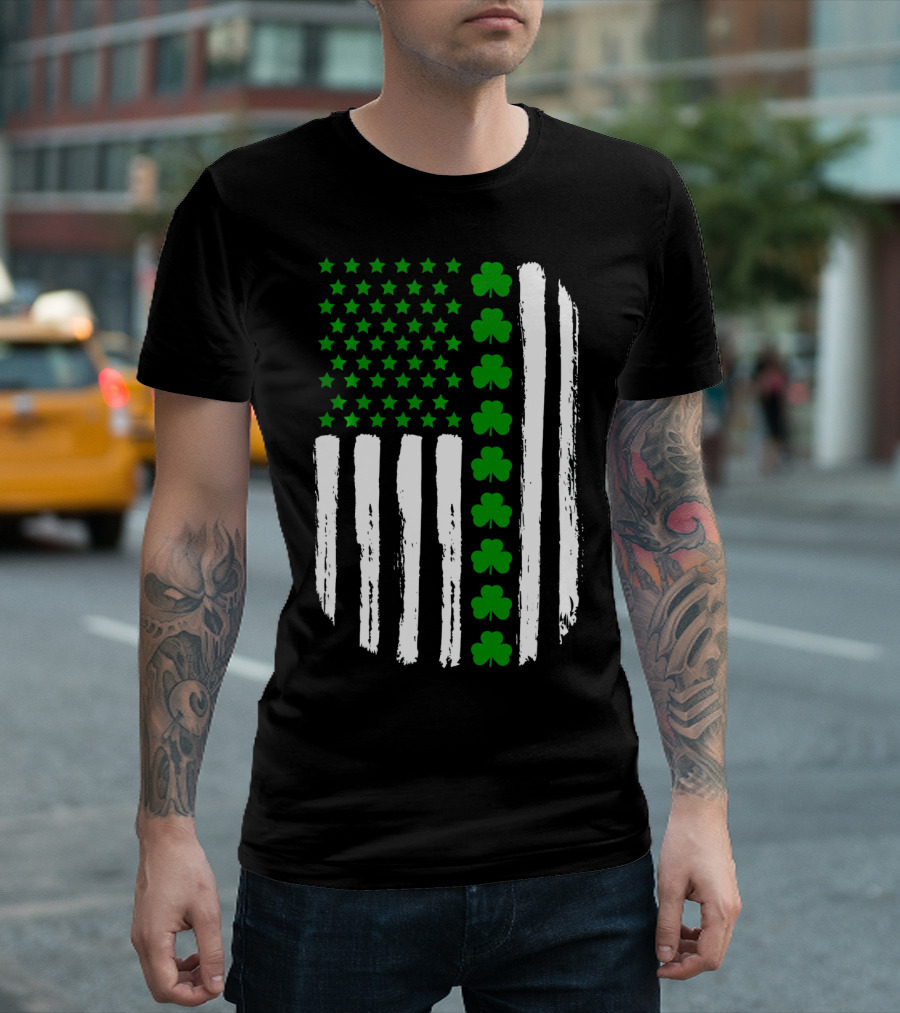 USA Flag with Green 4 Leaf Clover for St. Patrick Day T-Shirt