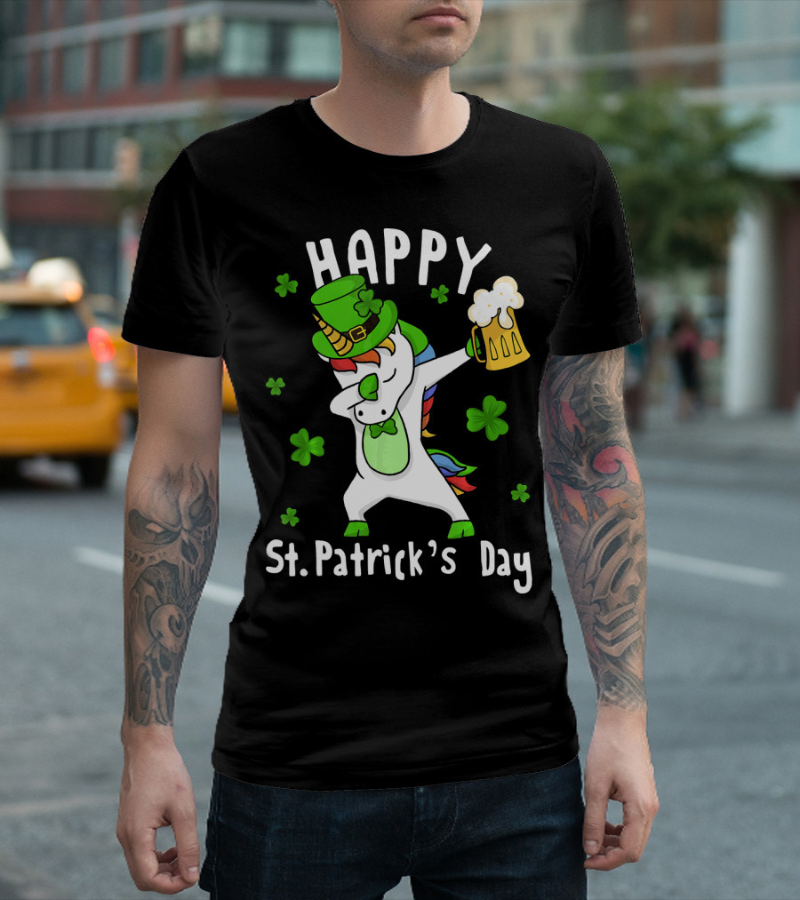Happy St. Patrick's Day Dabbing Unicorn with Leprechaun Hat and Beer Mug T-Shirt
