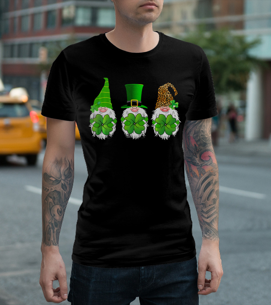 Gnomes Shamrock Leprechaun Green Leopard Saint Patrick's Day T-Shirt