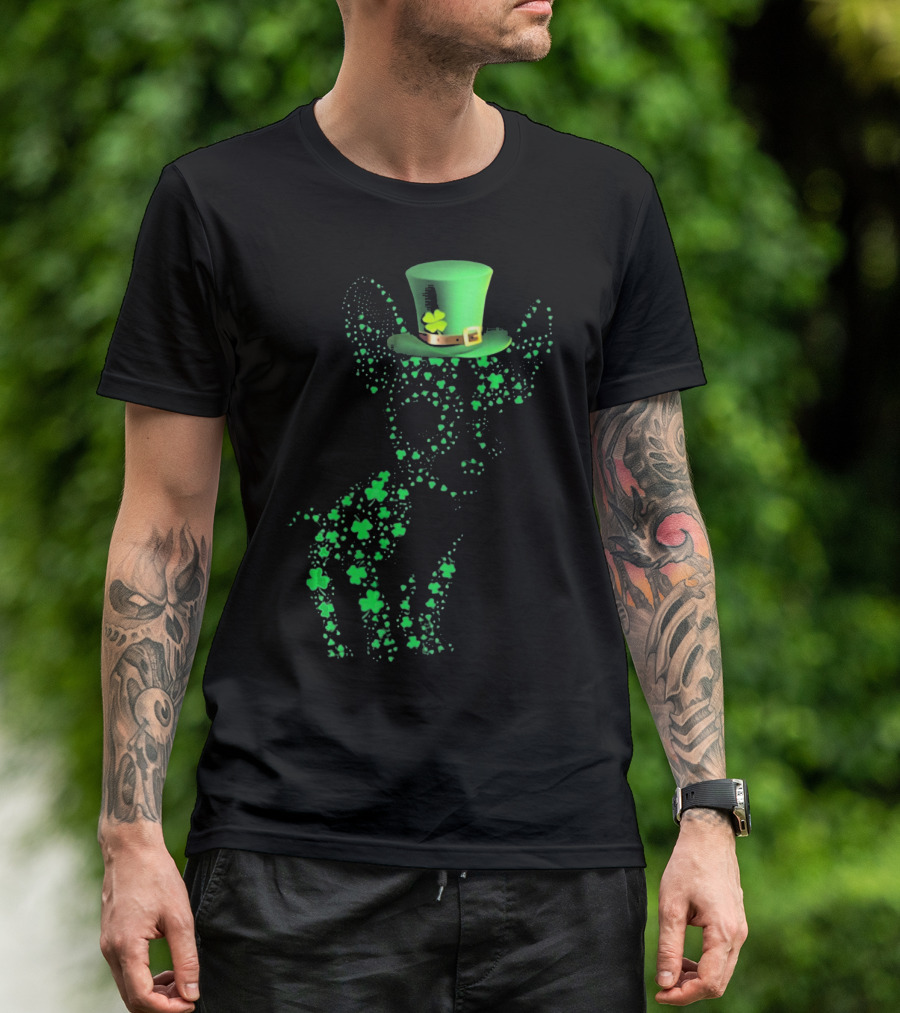 Happy St. Patrick's Day Chihuahua Lucky Shamrock Hat T-Shirt