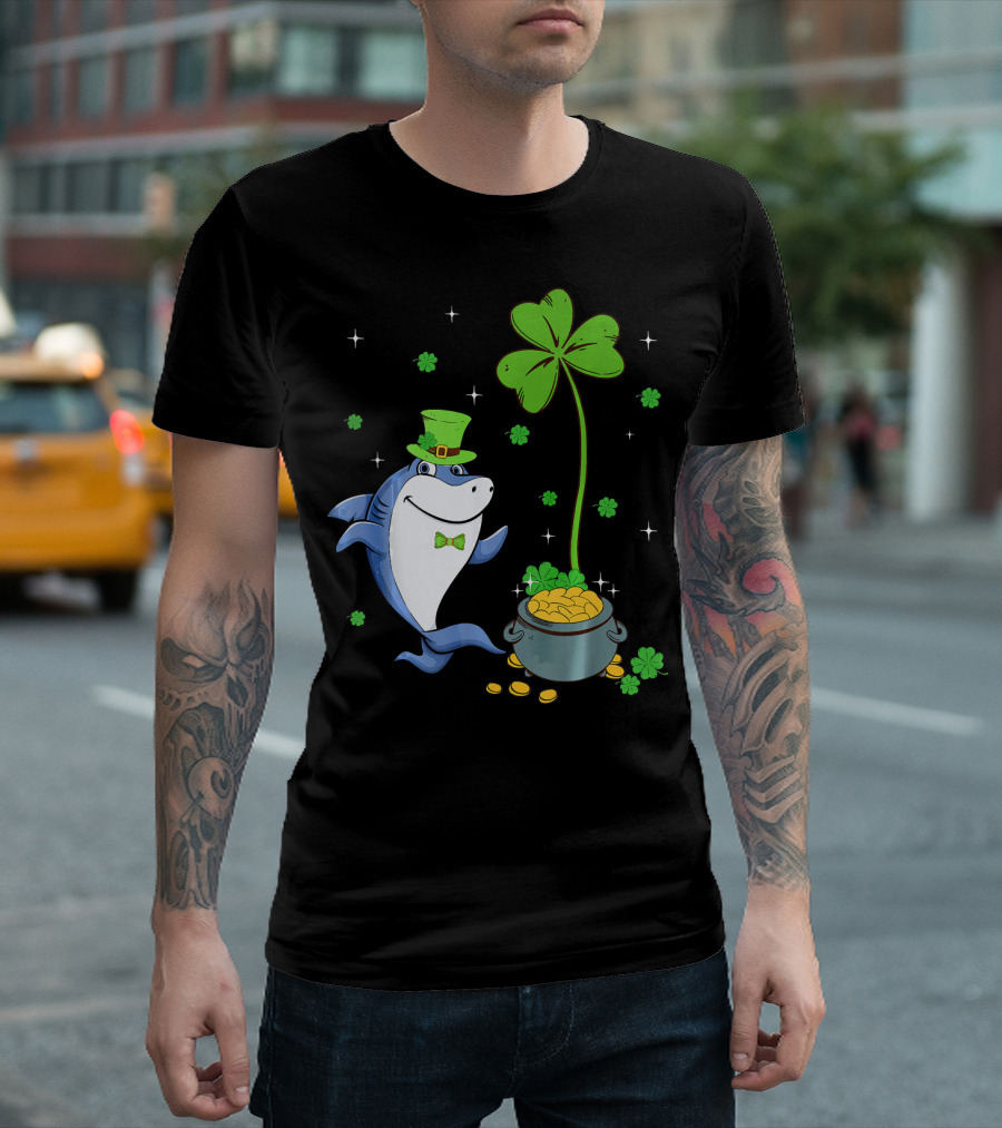 St Patricks Shamrock Leprechaun Shark with Pot of Gold T-Shirt