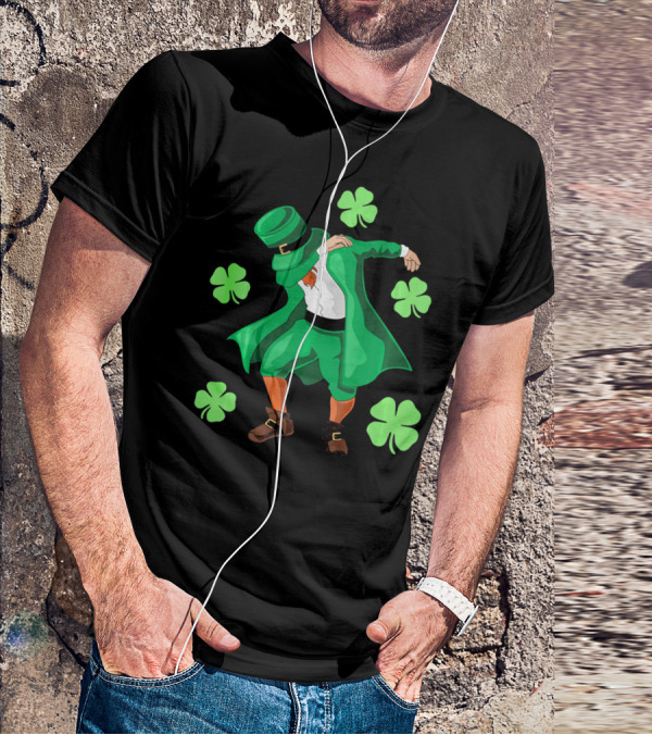 Funny Dabbing Leprechaun With Clovers For St. Patrick's Day T-Shirt