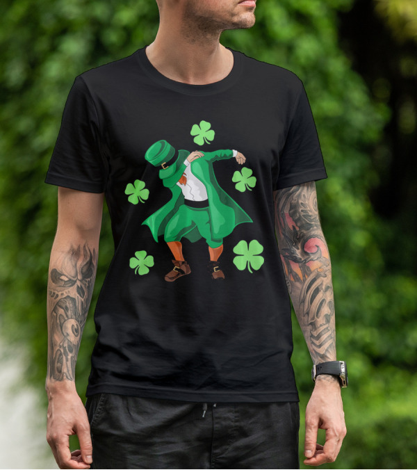 Funny Dabbing Leprechaun With Clovers For St. Patrick's Day T-Shirt
