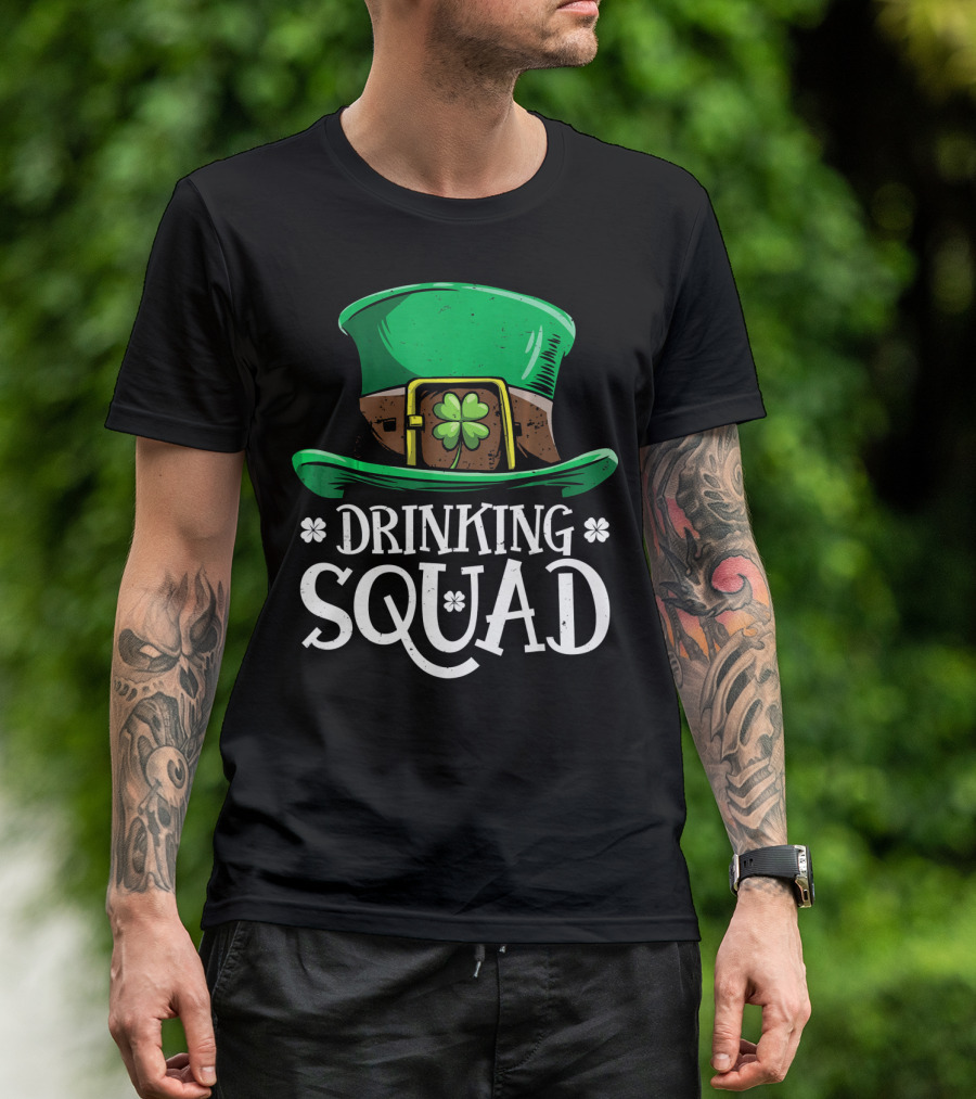 Leprechaun Drinking Squad St Pat Green Hat Clover St Patrick's Day T-Shirt
