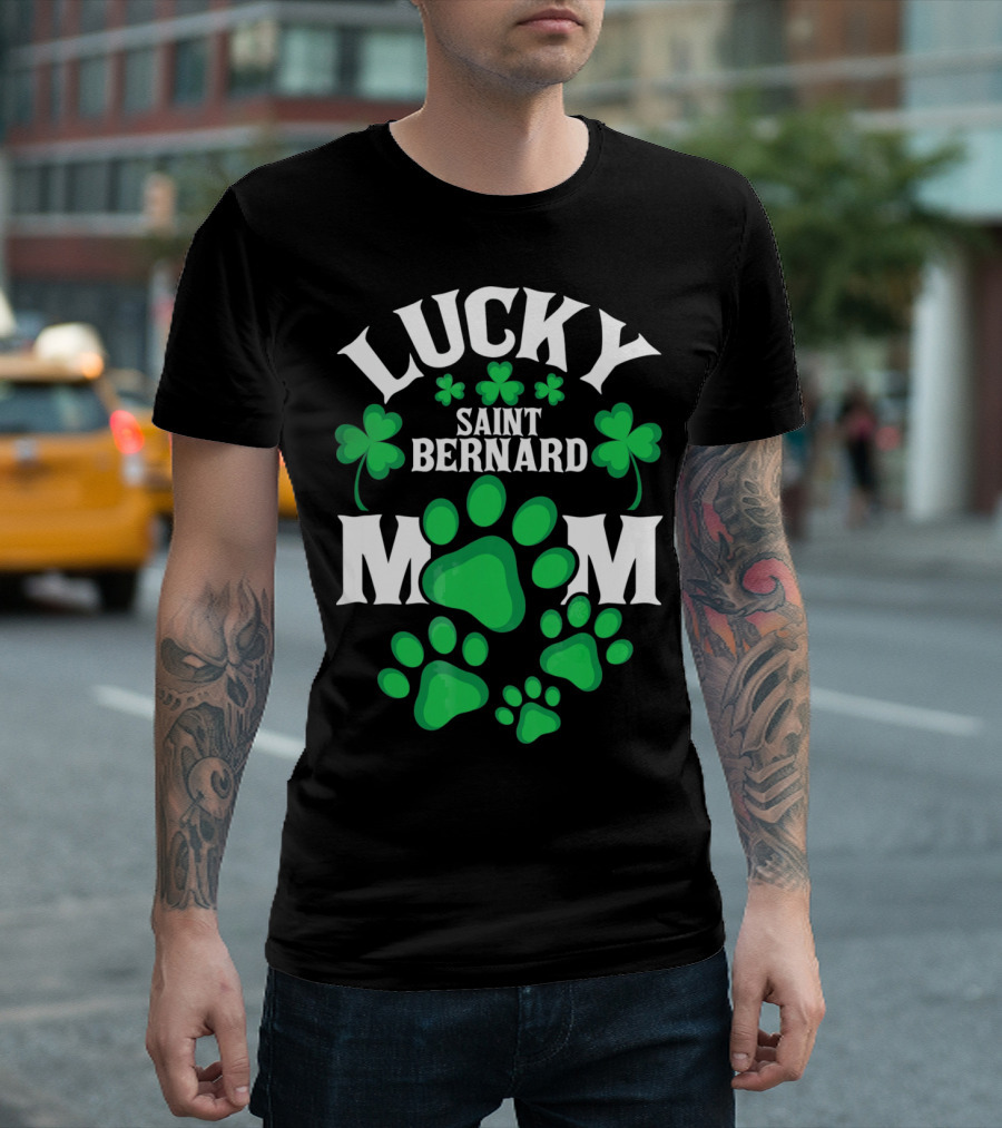 Lucky Saint Bernard Mom St. Patrick's Day T-Shirt