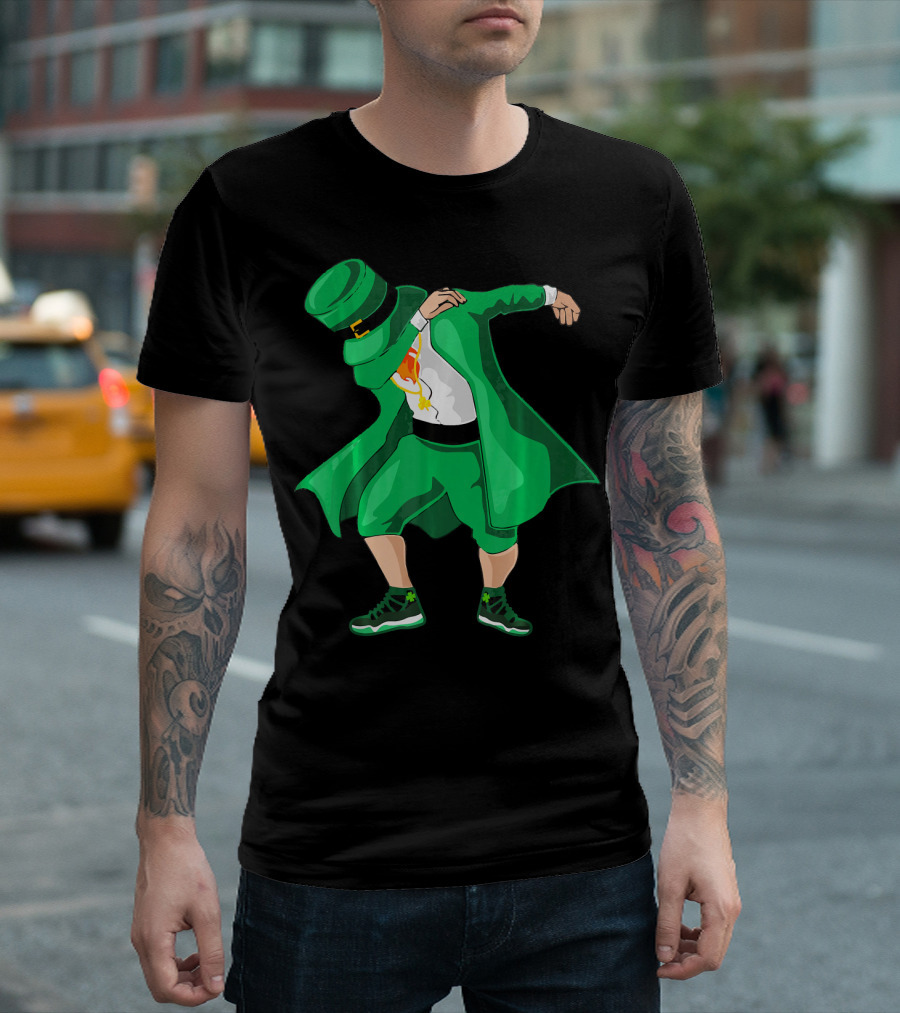 Dabbing Irish Leprechaun in Green Suit with Shamrock Shoes T-Shirt