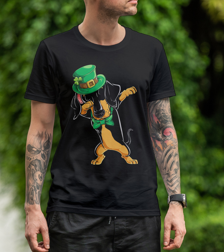 St. Patrick's Day Dabbing Dachshund With Green Hat And Bowtie T-Shirt