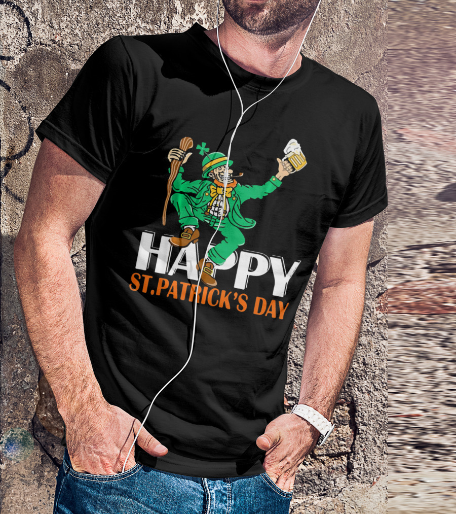 Happy St. Patrick's Day Green Celebrating Beer And Shamrock T-Shirt