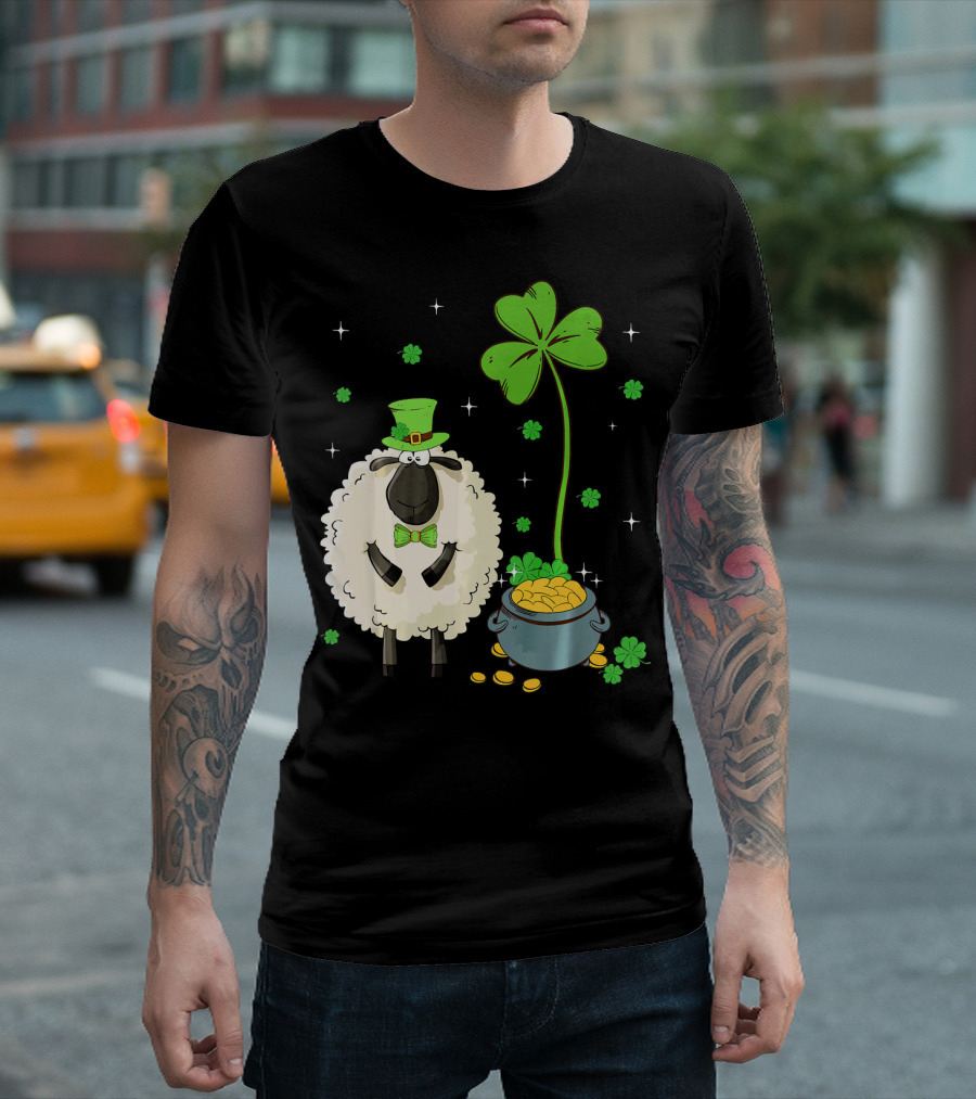 Shamrock Leprechaun Sheep with Pot of Gold and Clover for St Patricks Day T-Shirt
