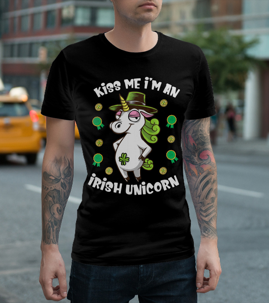 Kiss Me I'm An Irish Unicorn Shamrocks And Gold T-Shirt