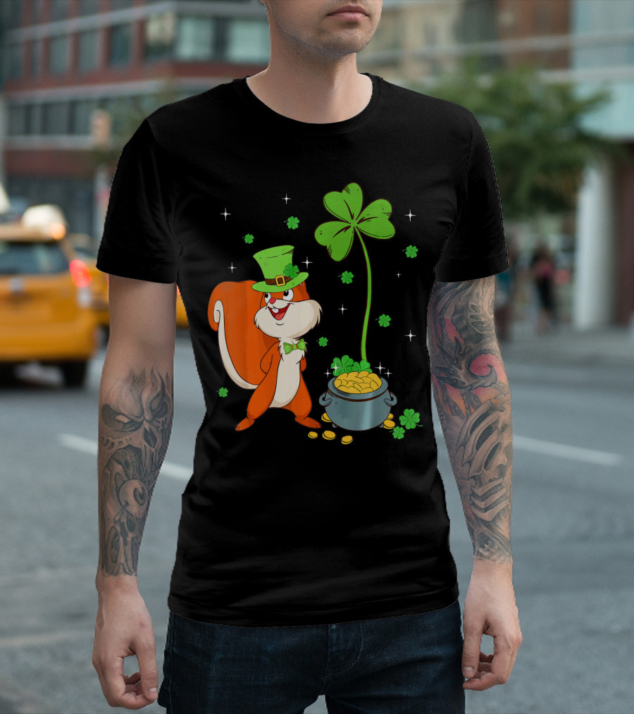 Leprechaun Squirrel with Shamrock and Pot of Gold St Patricks T-Shirt