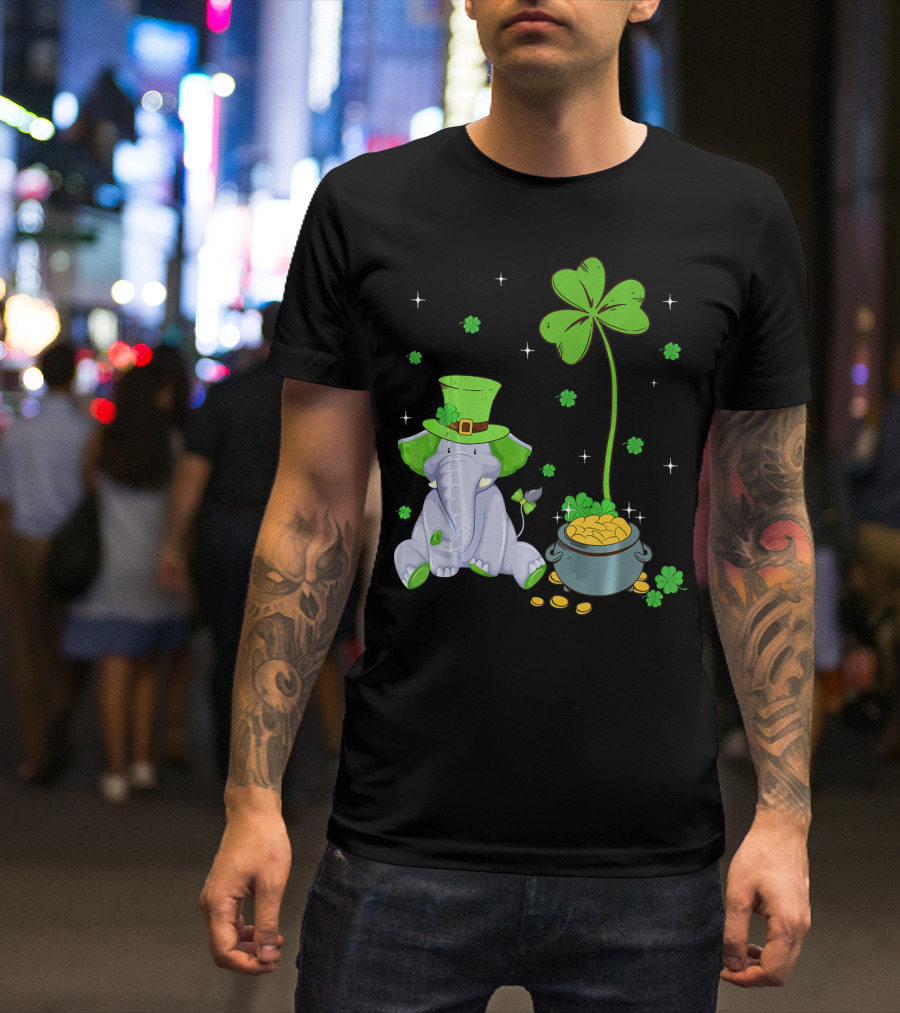 Shamrock Leprechaun Elephant St Patricks Pot Of Gold T-Shirt