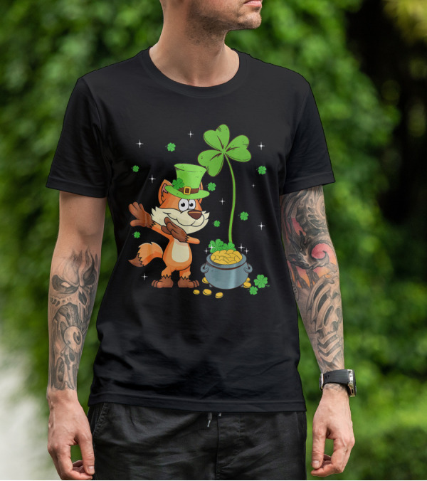 Shamrock Leprechaun Fox With Clover And Pot Of Gold T-Shirt