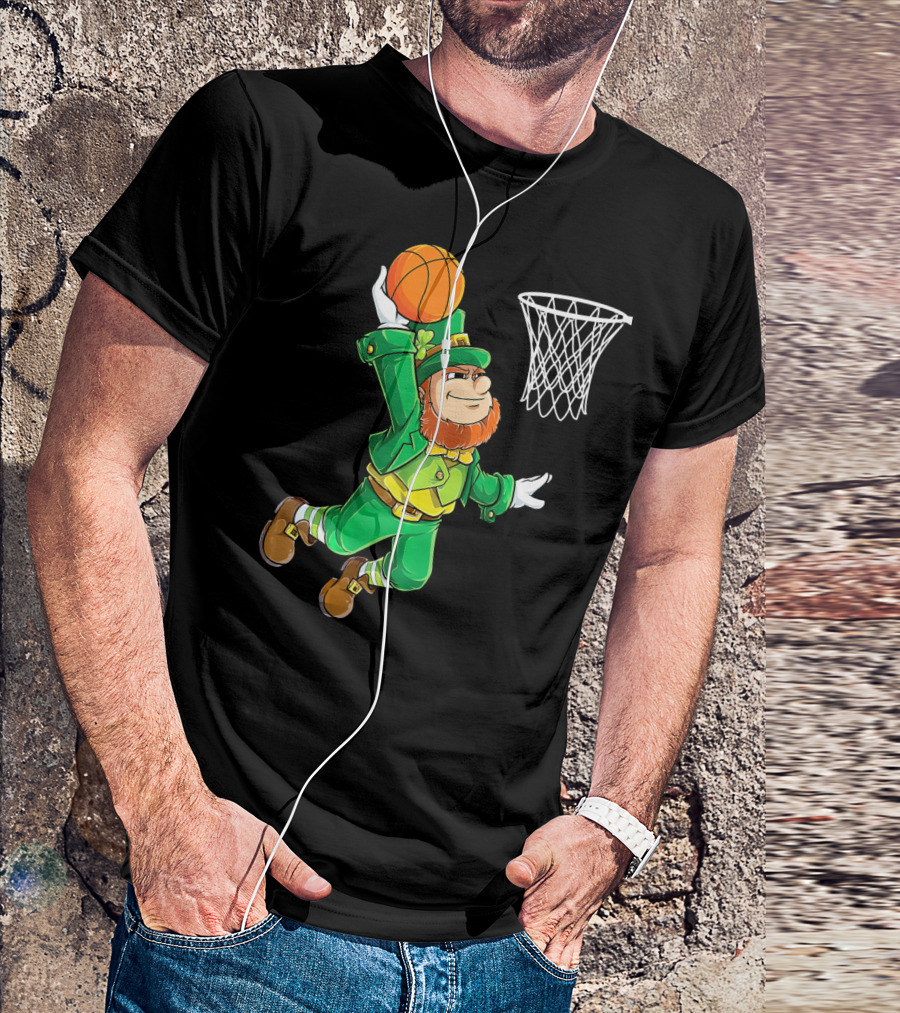 Leprechaun Basketball Dunk St Patrick's Day T-Shirt