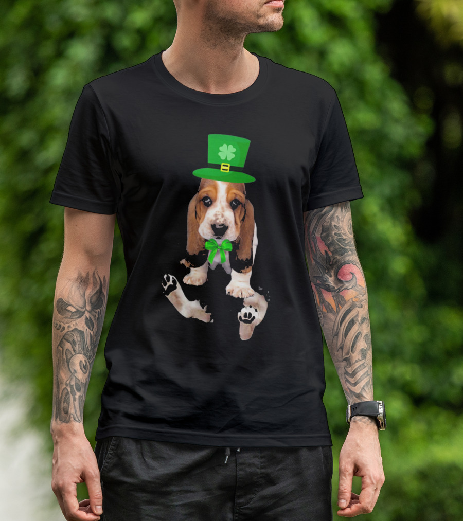 Basset Hound Puppy St. Patrick's Day Leprechaun Hat With Shamrock T-Shirt