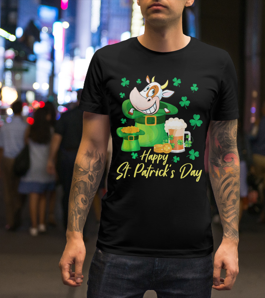 Happy St. Patrick's Day Cow Dancing In Leprechaun Hat With Gold Coins And Beer T-Shirt