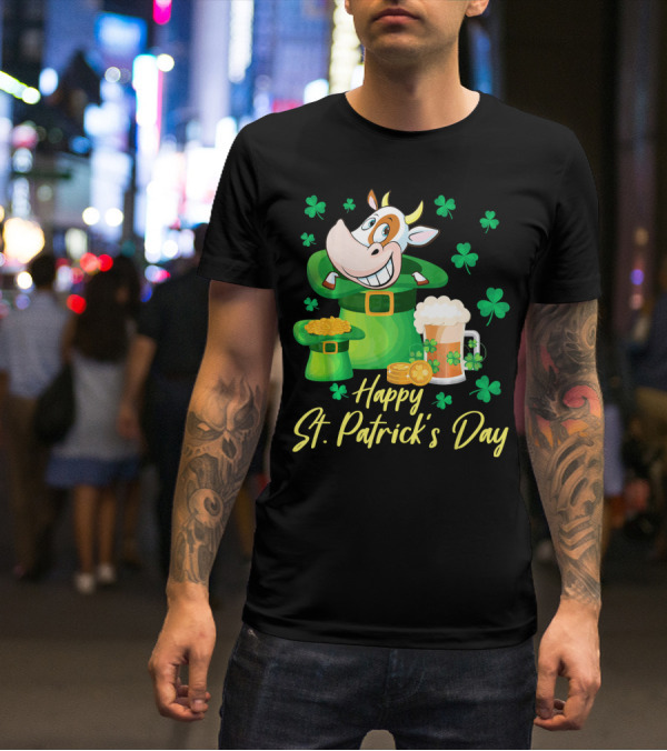 Happy St. Patrick's Day Cow Dancing In Leprechaun Hat With Gold Coins And Beer T-Shirt