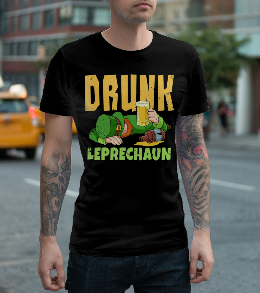 Drunk Leprechaun Holding Beer Mug and Whiskey Bottle T-Shirt