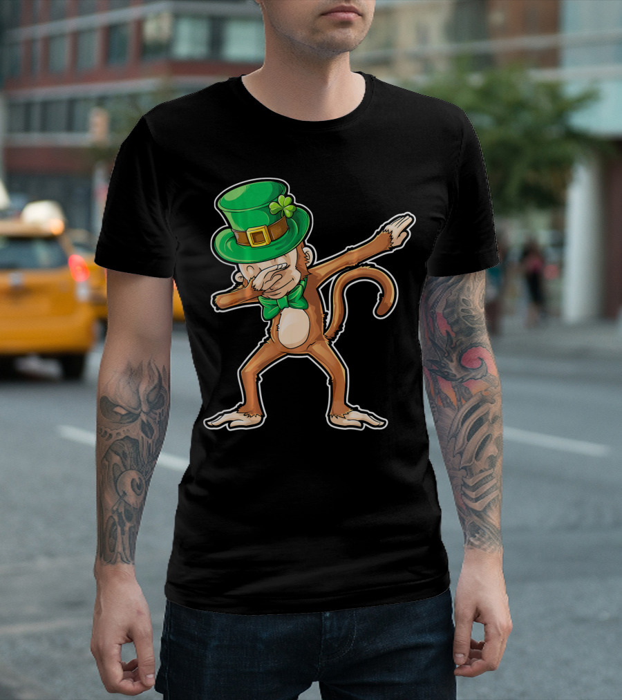 Dabbing Monkey St. Patrick's Day Leprechaun Hat Green Bow Tie T-Shirt