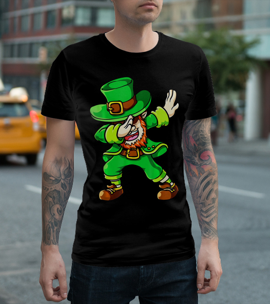 St Patricks Day Dabbing Leprechaun Irish Celebration T-Shirt