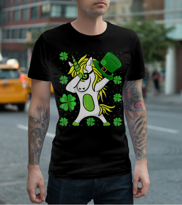 Funny Irish St Patricks Day Unicorn With Leprechaun Hat And Shamrocks T-Shirt