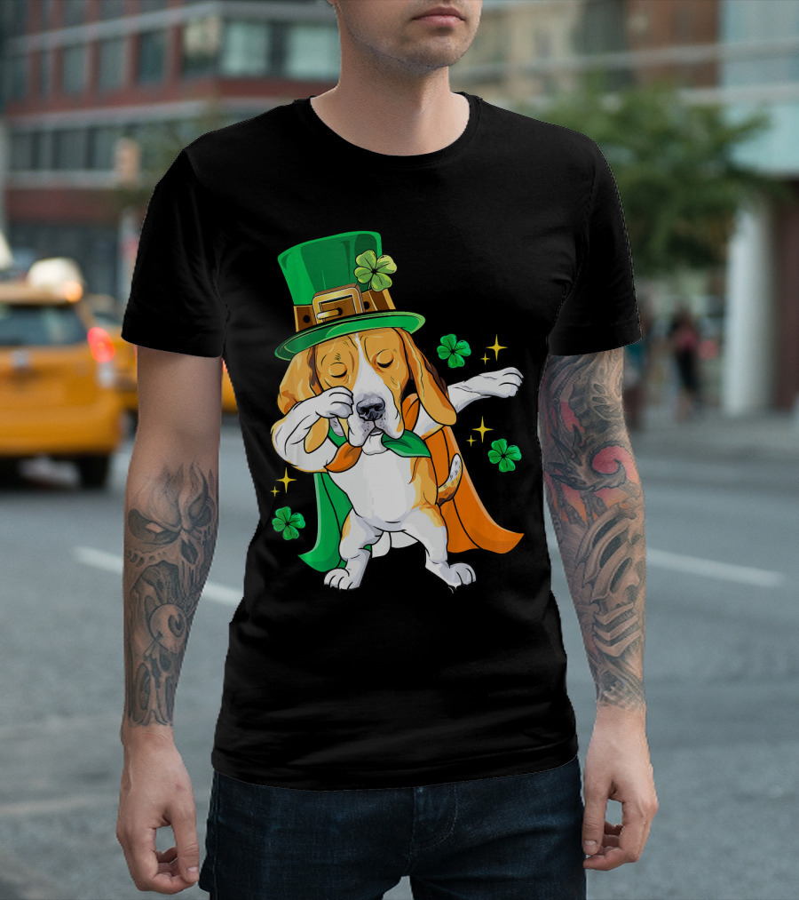 Beagle Dabbing Leprechaun St Patricks Day Shamrocks T-Shirt