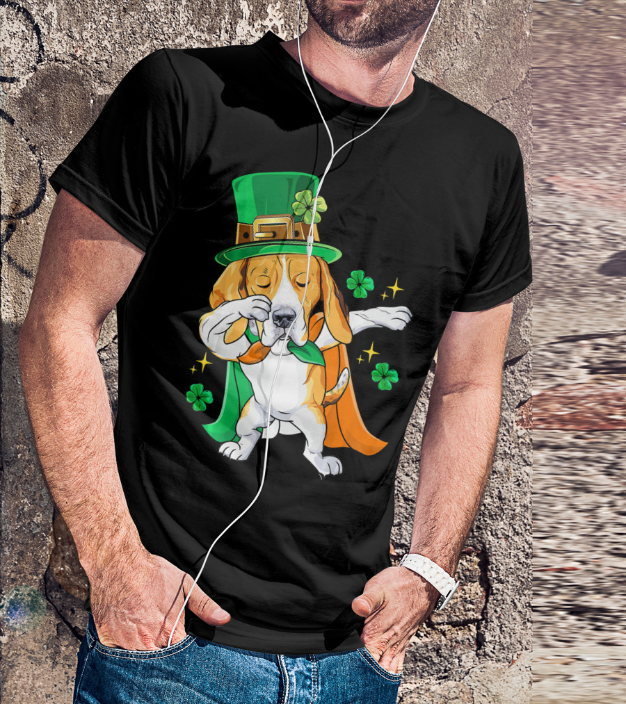 Beagle Dabbing Leprechaun St Patricks Day Shamrocks T-Shirt