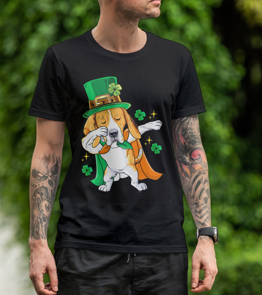 Beagle Dabbing Leprechaun St Patricks Day Shamrocks T-Shirt