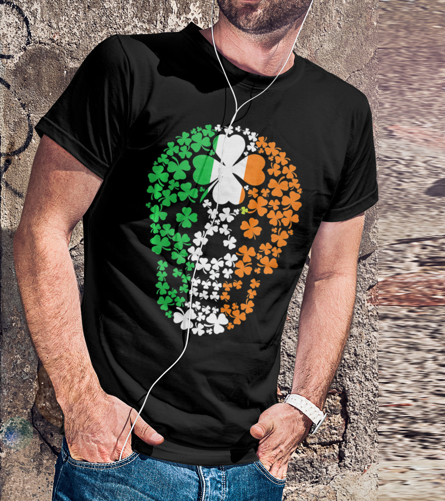 Vintage Shamrock Skull Ireland St Patrick's Day T-Shirt