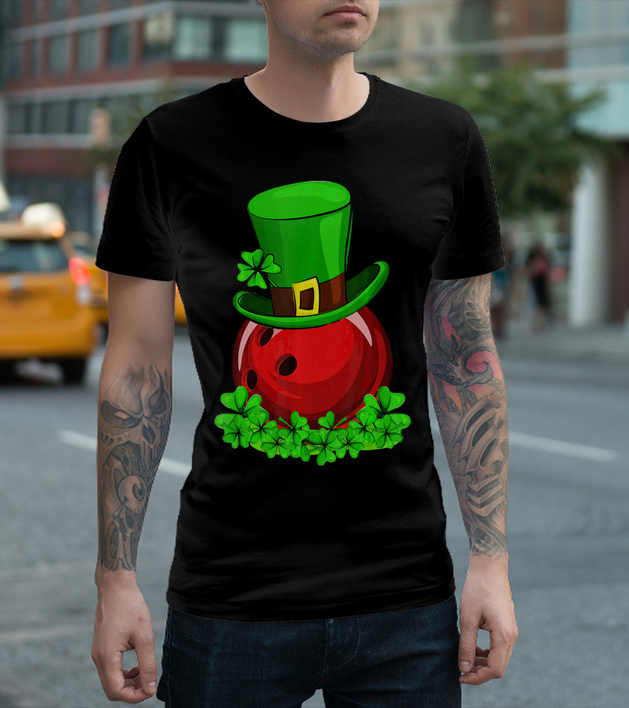 Leprechaun Hat Bowling Shamrock St Patrick's Day T-Shirt