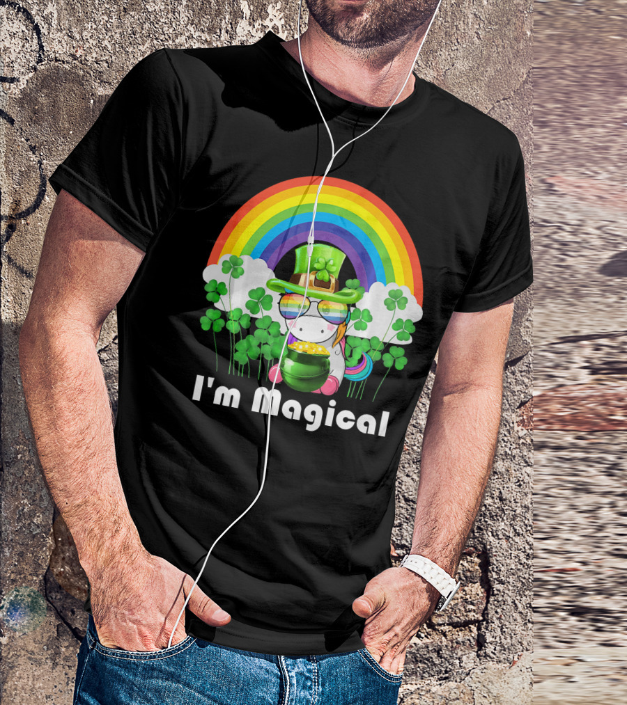 I'm Magical St. Patrick's Day Unicorn With Rainbow And Shamrocks T-Shirt