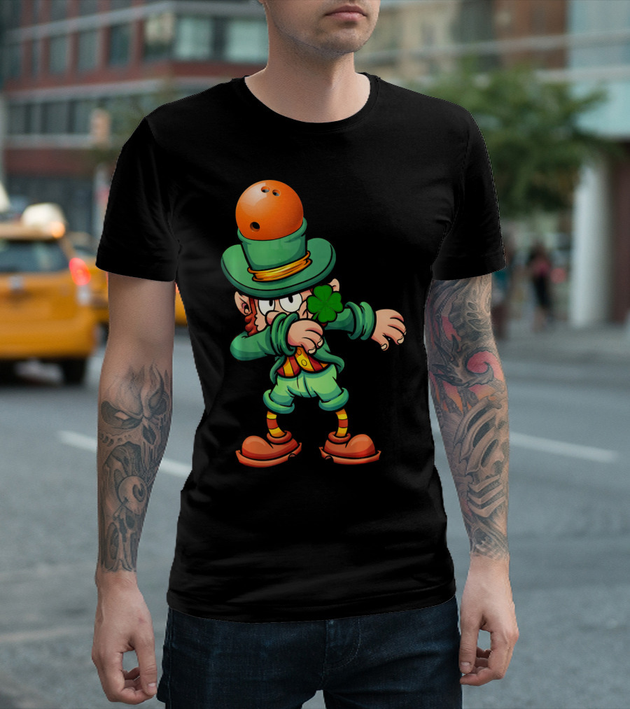 Dabbing Leprechaun Wearing Bowling Ball Hat Holding Shamrock T-Shirt