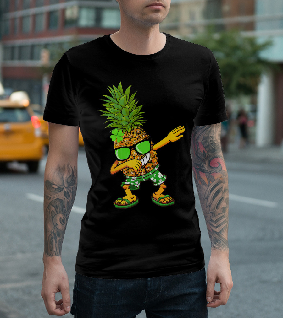 Pineapple Leprechaun Dabbing Clover Sunglasses St Patrick's Shorts T-Shirt