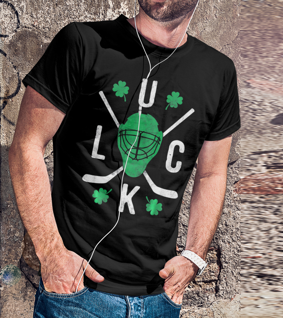 Luck Irish Hockey Player Clover Mask And Sticks T-Shirt