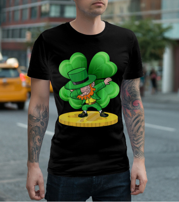 Irish St Patricks Day Dabbing Leprechaun On Shamrock Coin T-Shirt