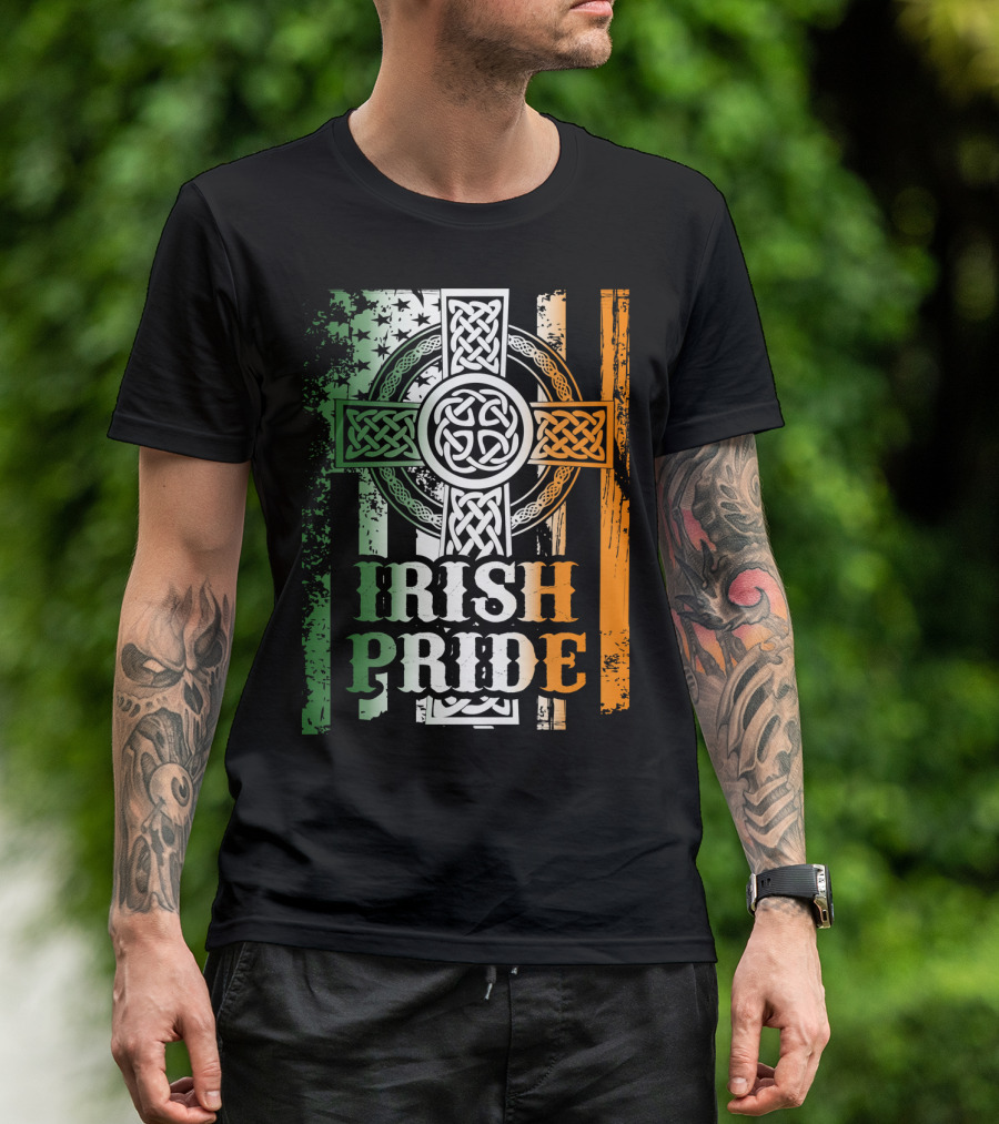 Irish Pride Celtic Cross St Patricks Day Flag Elements T-Shirt
