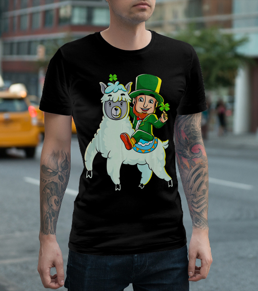 Leprechaun Riding Llama Clover Hat Green Suit Cartoon T-Shirt