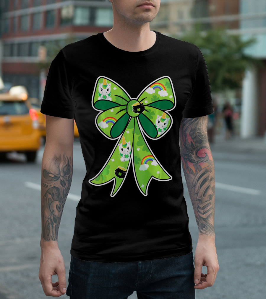 Girls St Patrick's Day Unicorn Bow with Rainbows and Shamrocks T-Shirt