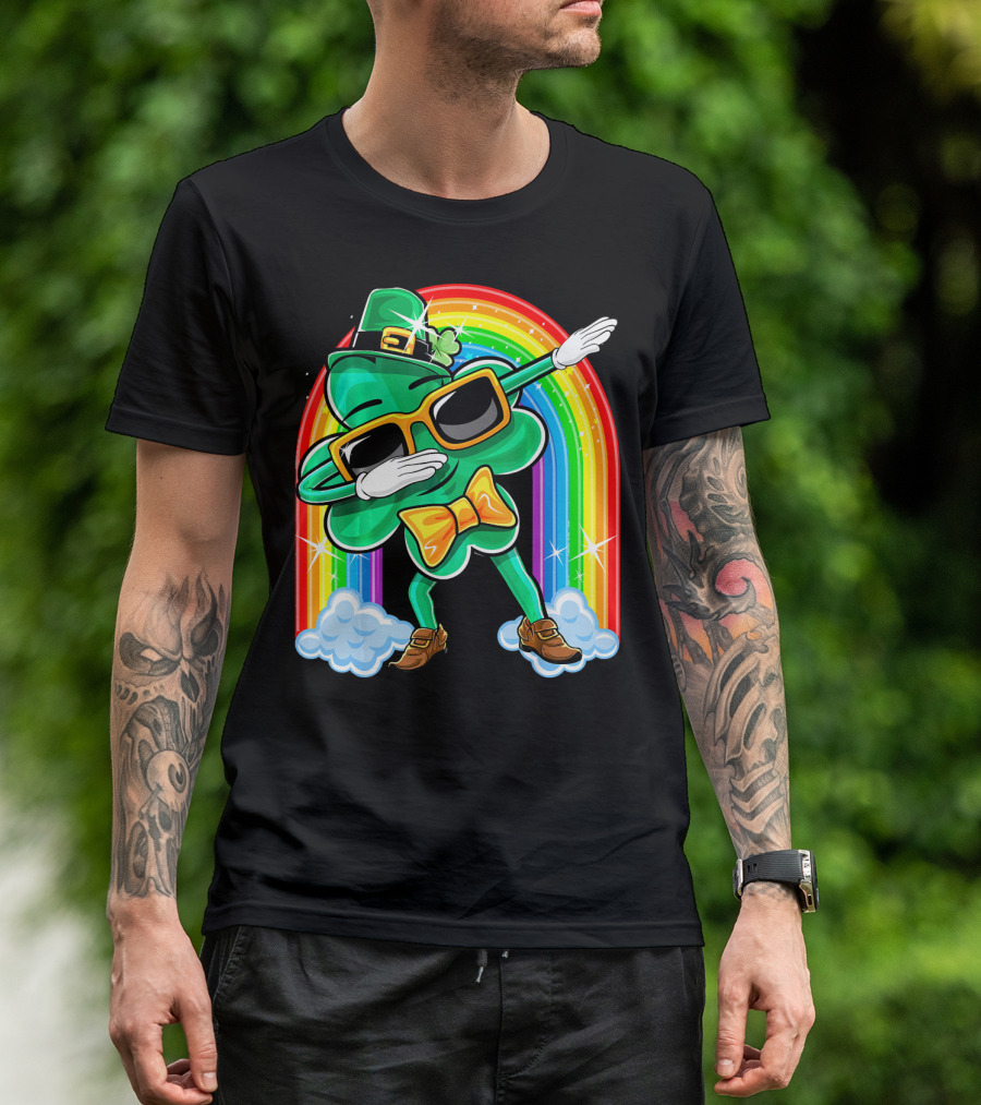 Dabbing St. Patricks Day Shamrock Leprechaun With Rainbow T-Shirt