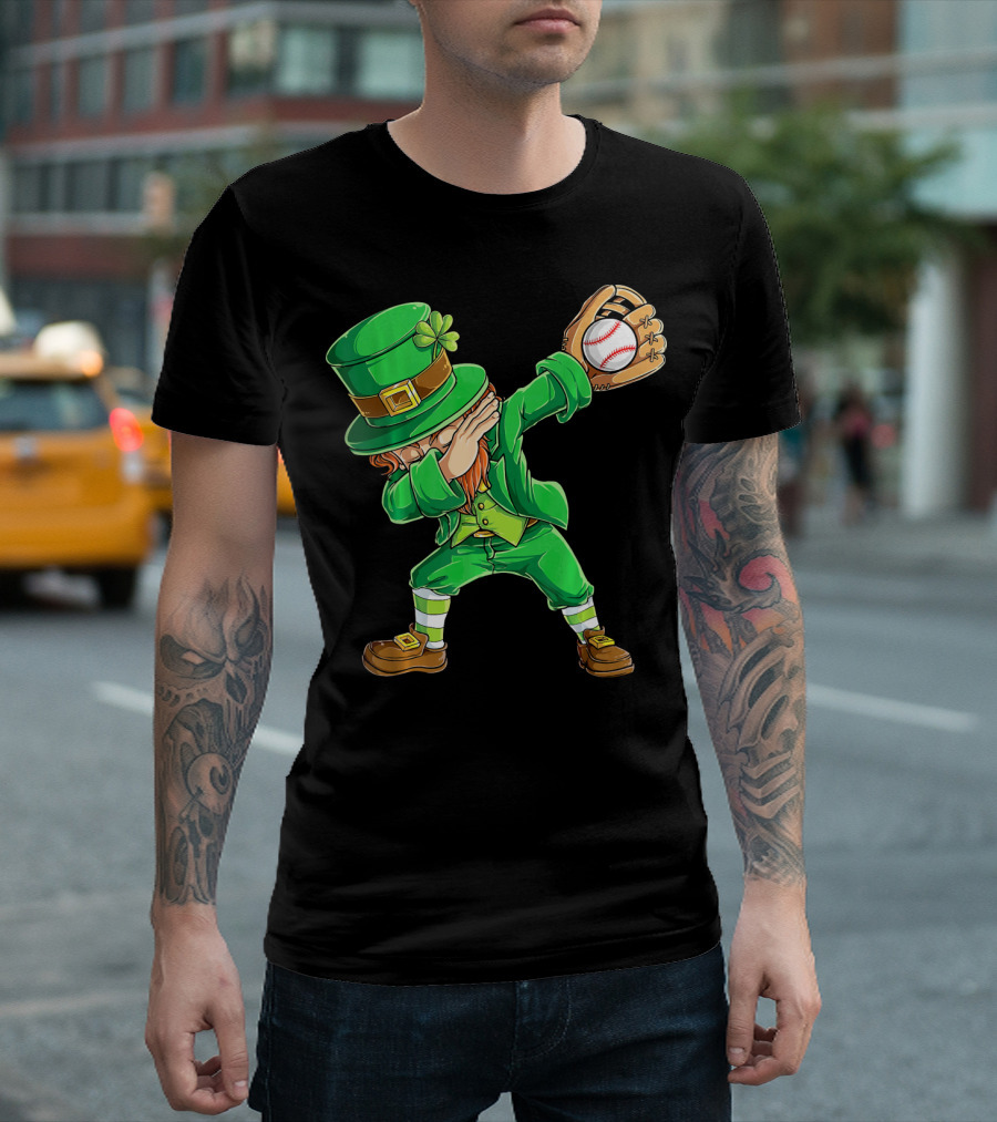 Dabbing Leprechaun Baseball Glove Pitcher Fantasy T-Shirt