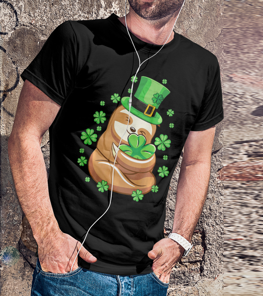 Lucky Sloth St Patricks Day Leprechaun With Shamrocks And Green Hat T-Shirt