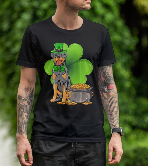 Rottweiler St Patricks Day Leprechaun With Shamrock And Gold Coins T-Shirt