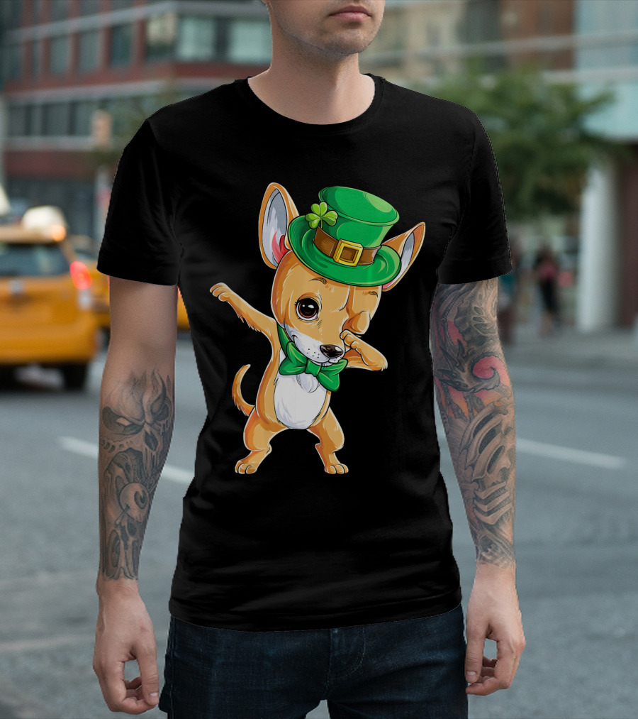 St. Patrick's Day Dabbing Chihuahua Leprechaun Hat T-Shirt