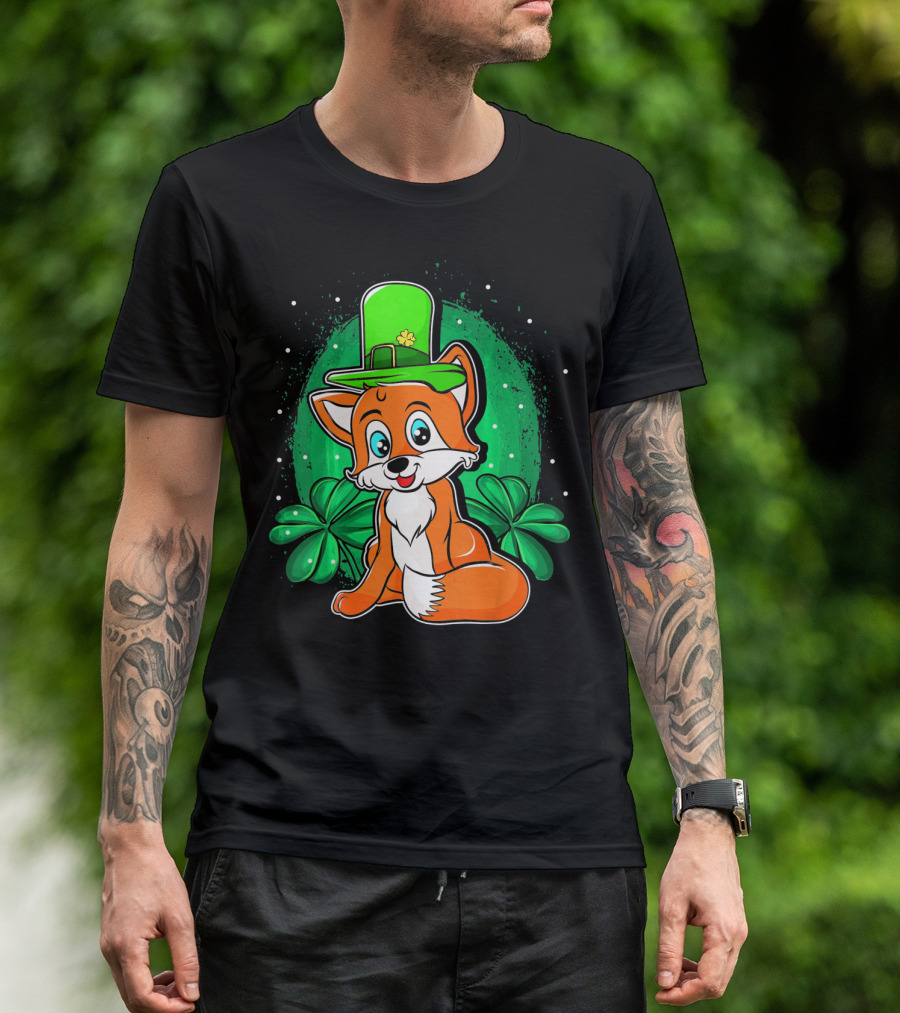 Four Leaf Clover Hat Fox Saint Patrick's Day T-Shirt