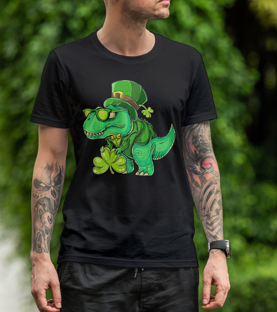 St Patricks Day Irish Dinosaur With Shamrock And Leprechaun Hat T-Shirt