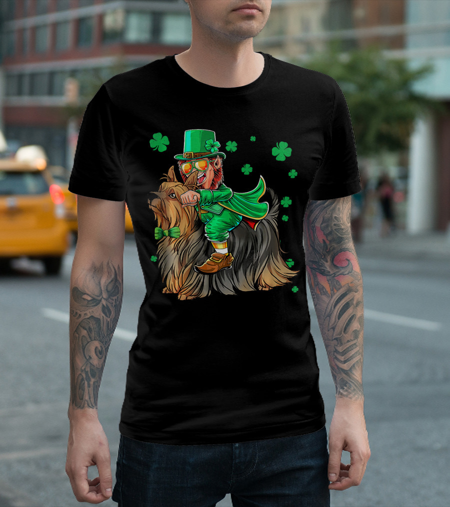 Leprechaun Riding Silky Terrier Shamrock St Patrick's Day T-Shirt