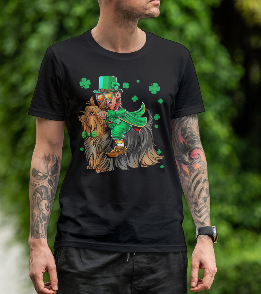 Leprechaun Riding Silky Terrier Shamrock St Patrick's Day T-Shirt