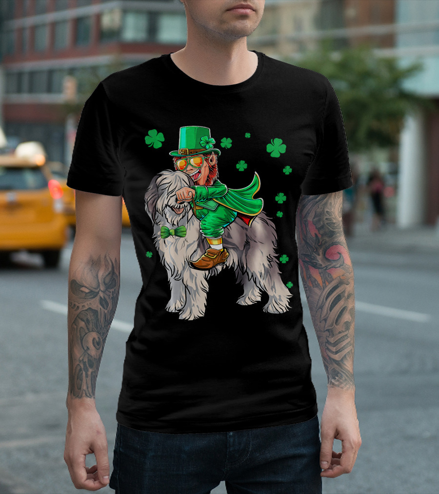 Leprechaun Olde English Sheepdog Shamrock St. Patrick's Day T-Shirt