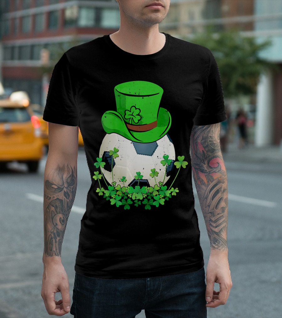 Shamrock Soccer Ball With Leprechaun Hat St Patricks Day T-Shirt