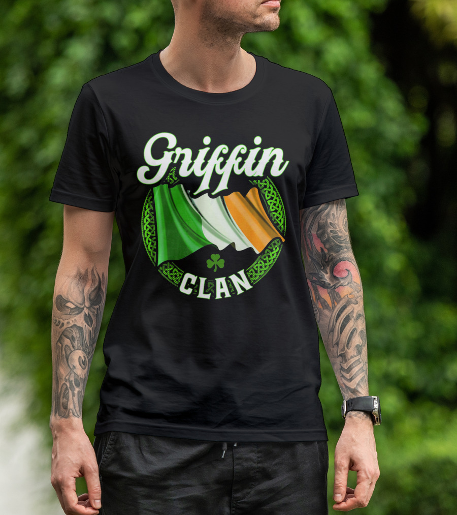 Griffin Clan Irish Flag Surname Ireland Celtic Heritage T-Shirt